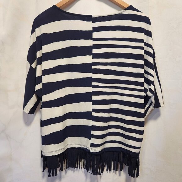 Chico's Size 1 Broken Stripe Knit Top Navy Blue and White 3/4 Sleeve Fringe Hem - Picture 6 of 7
